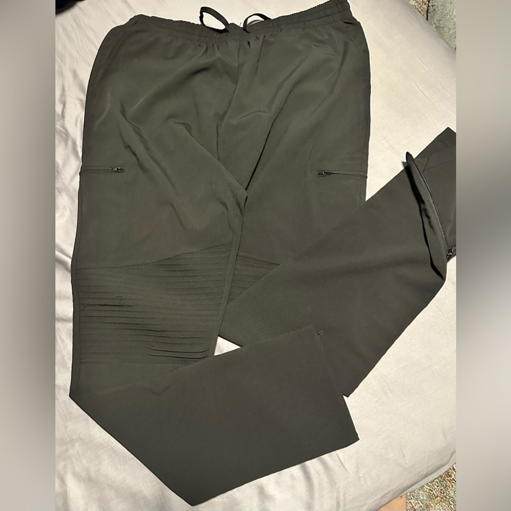 Imani XL Scrub Pants NWT!